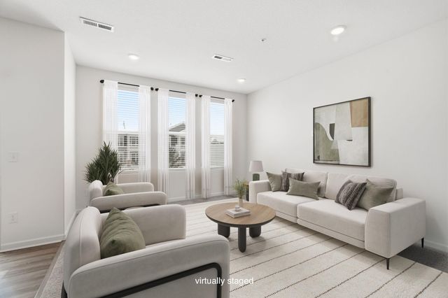 9669 4th Street Lane N, Lake Elmo, MN 55042