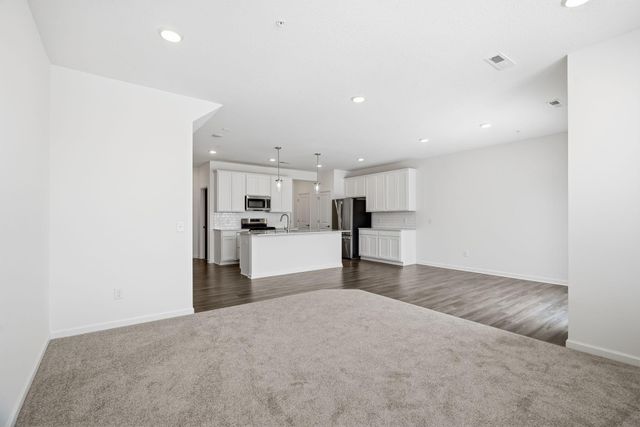 9669 4th Street Lane N, Lake Elmo, MN 55042