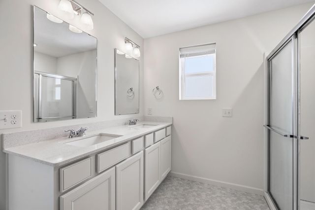 9669 4th Street Lane N, Lake Elmo, MN 55042