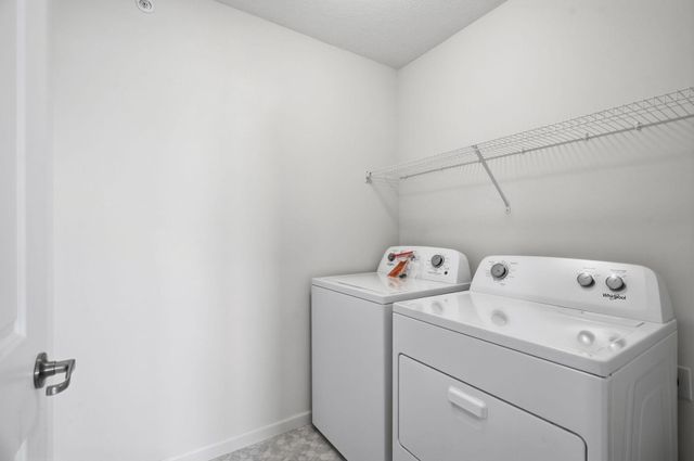 9669 4th Street Lane N, Lake Elmo, MN 55042