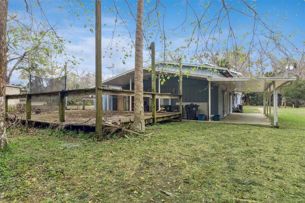 Image 11 of property listing at 1449 SHADY PLACE, Daytona Beach, FL 32114