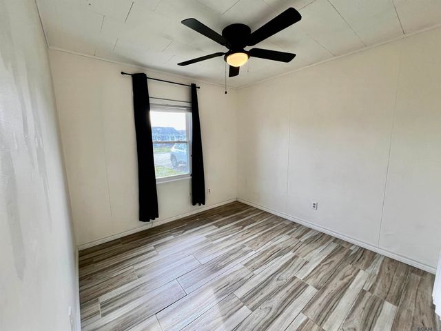 172 Dorothy Drive, Avondale, LA 70094