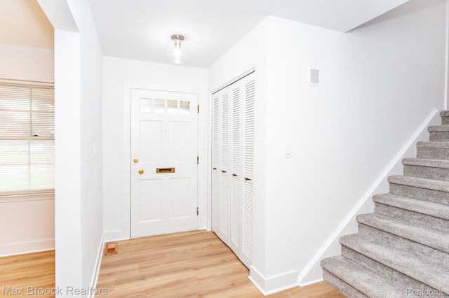 3026 Vinsetta Boulevard, Royal Oak, MI 48073