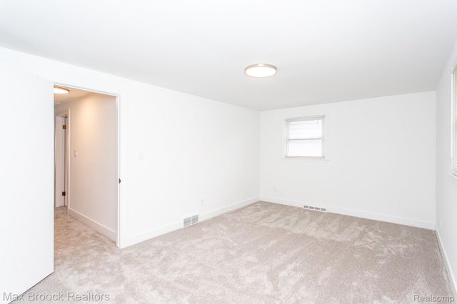 3026 Vinsetta Boulevard, Royal Oak, MI 48073