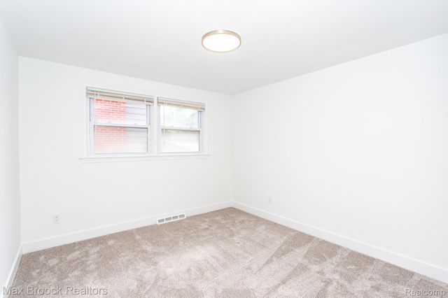 3026 Vinsetta Boulevard, Royal Oak, MI 48073