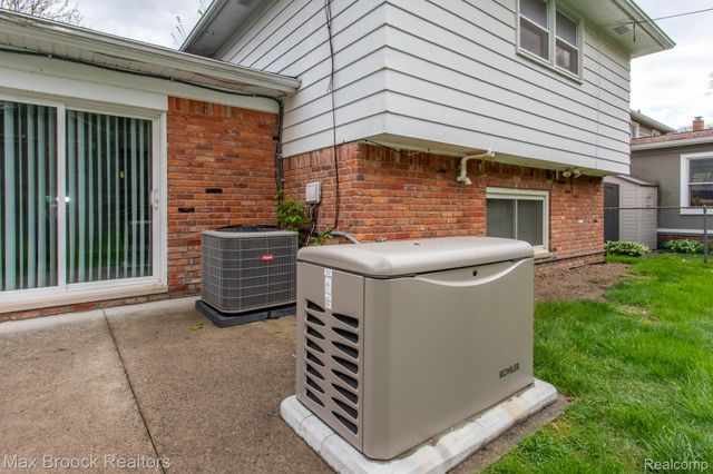 3026 Vinsetta Boulevard, Royal Oak, MI 48073