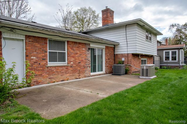 3026 Vinsetta Boulevard, Royal Oak, MI 48073