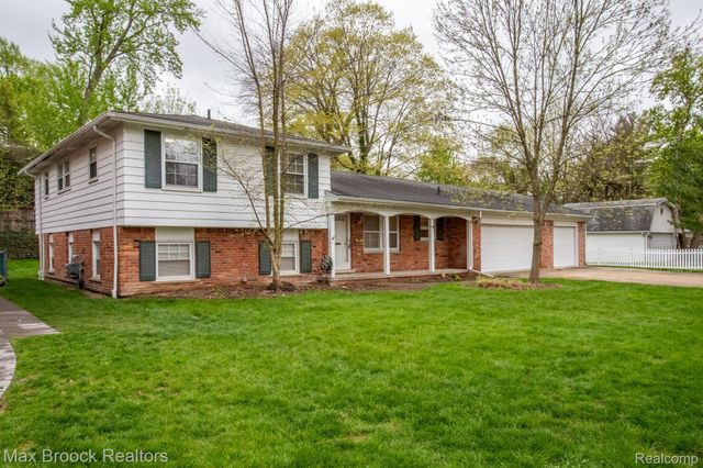 3026 Vinsetta Boulevard, Royal Oak, MI 48073