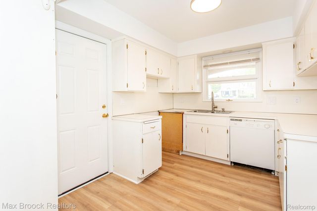 3026 Vinsetta Boulevard, Royal Oak, MI 48073