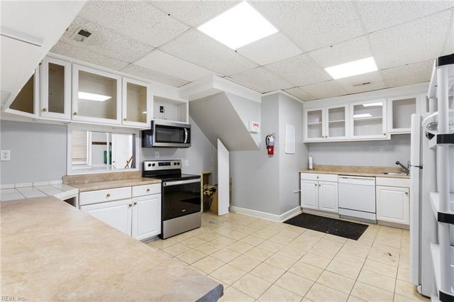 162 Alleghany RD, Hampton, VA 23661