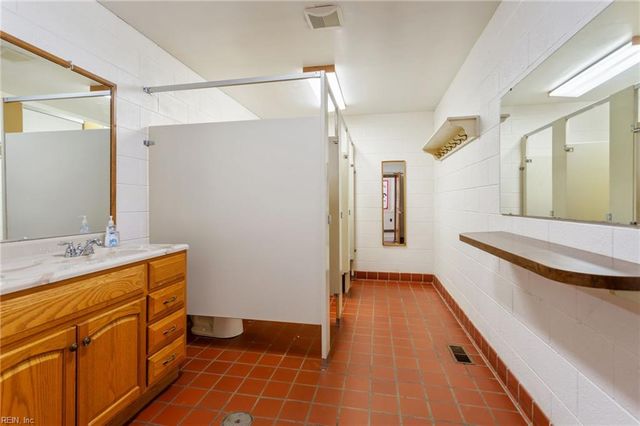 162 Alleghany RD, Hampton, VA 23661