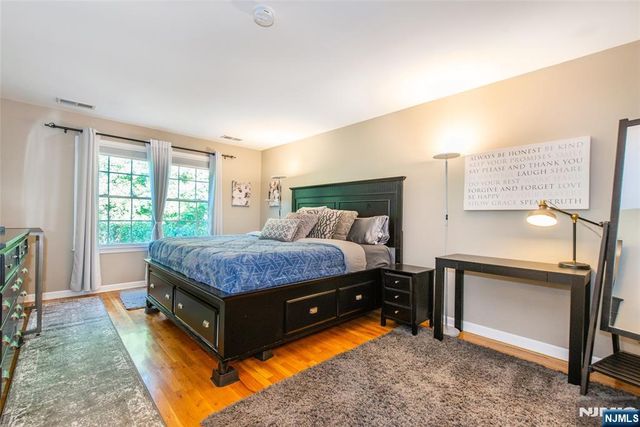 30 Federal Hill Road 15, Pompton Lakes, NJ 07442