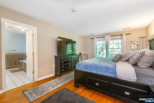 30 Federal Hill Road 15, Pompton Lakes, NJ 07442