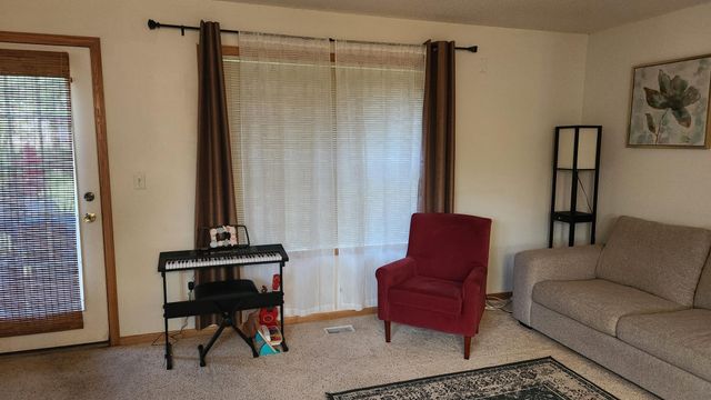 3037 Venice Lane NW, Rochester, MN 55901