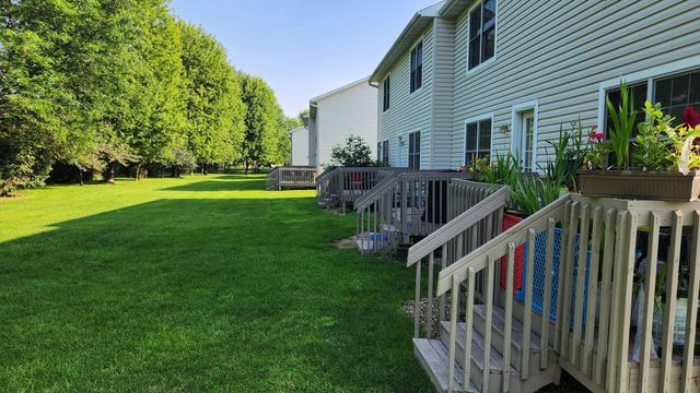 3037 Venice Lane NW, Rochester, MN 55901
