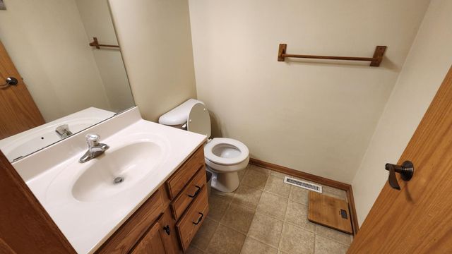 3037 Venice Lane NW, Rochester, MN 55901