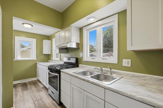 7327 Monroe Avenue, Hammond, IN 46324