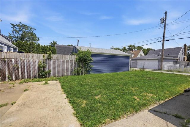 7327 Monroe Avenue, Hammond, IN 46324