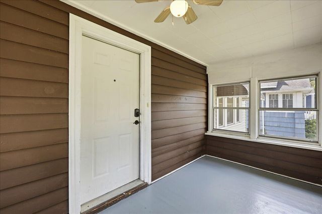 7327 Monroe Avenue, Hammond, IN 46324