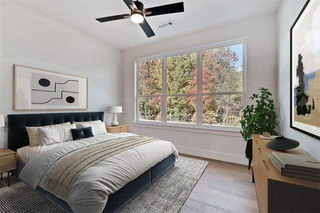 28 Bedford Lane, Bella Vista, AR 72714