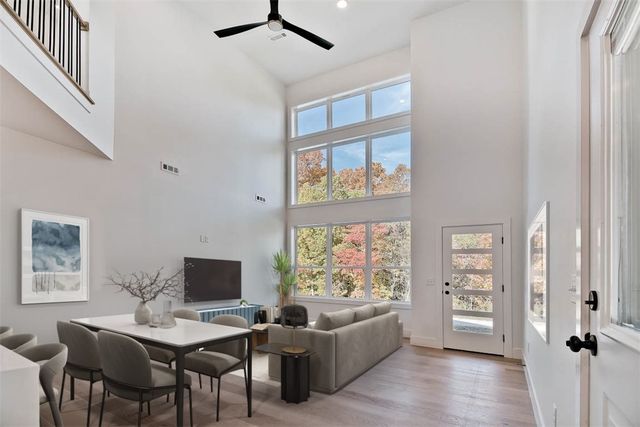 28 Bedford Lane, Bella Vista, AR 72714