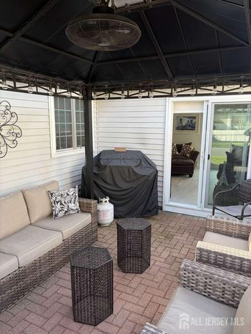 792 Pompton Road A, Monroe, NJ 08831