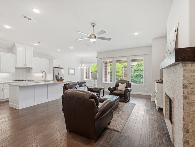 3905 Ironbark Way, Mckinney, TX 75071