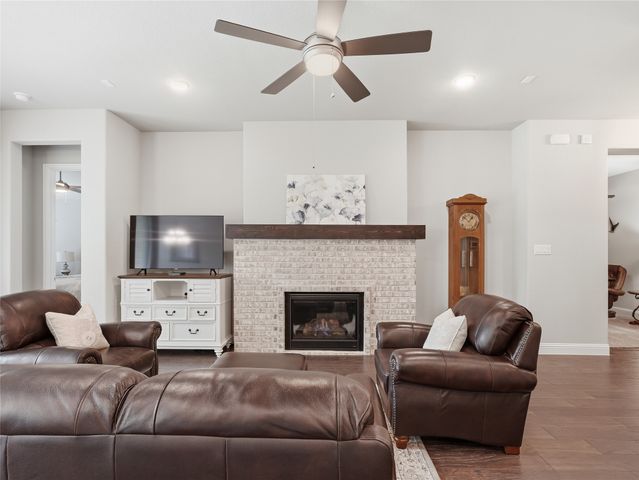 3905 Ironbark Way, Mckinney, TX 75071