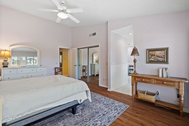 5662 SE Foxcross Place, Stuart, FL 34997