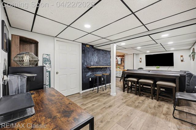 7981 Woodingham 2, West Bloomfield Charter Township, MI 48322