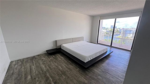 290 174th Street 702, Sunny Isles Beach, FL 33160