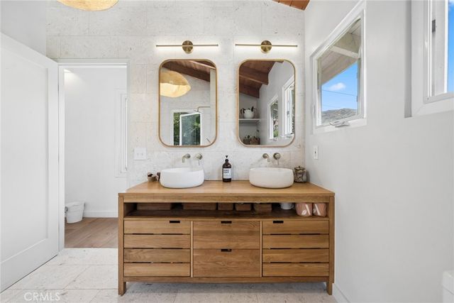 1377 Lewellyn, Laguna Beach, CA 92651