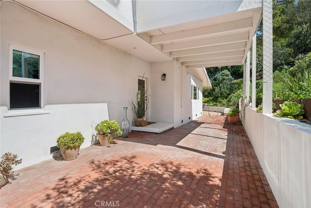 1377 Lewellyn, Laguna Beach, CA 92651