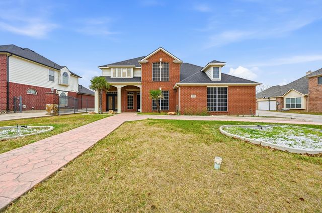 3010 Saint Joseph Drive, Mansfield, TX 76063