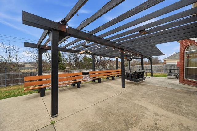 3010 Saint Joseph Drive, Mansfield, TX 76063