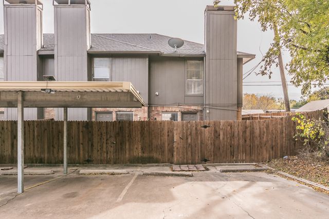 7604 Chapin Road A, Fort Worth, TX 76116