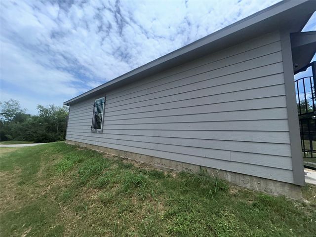 1504 Avenue D, Fort Worth, TX 76104
