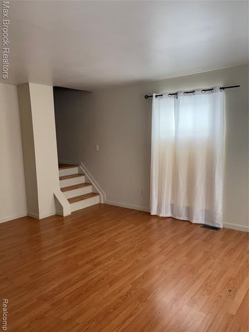 35122 Terrybrook Drive, Sterling Heights, MI 48312