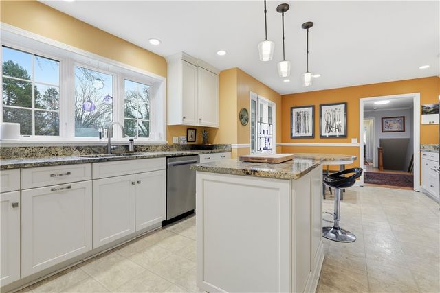 219 Danbury Circle South, Brighton, NY 14618