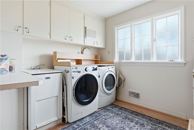 219 Danbury Circle South, Brighton, NY 14618