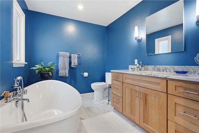 219 Danbury Circle South, Brighton, NY 14618