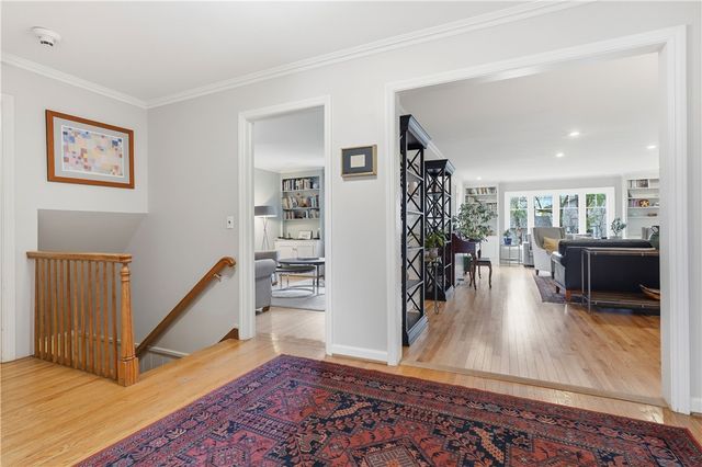 219 Danbury Circle South, Brighton, NY 14618