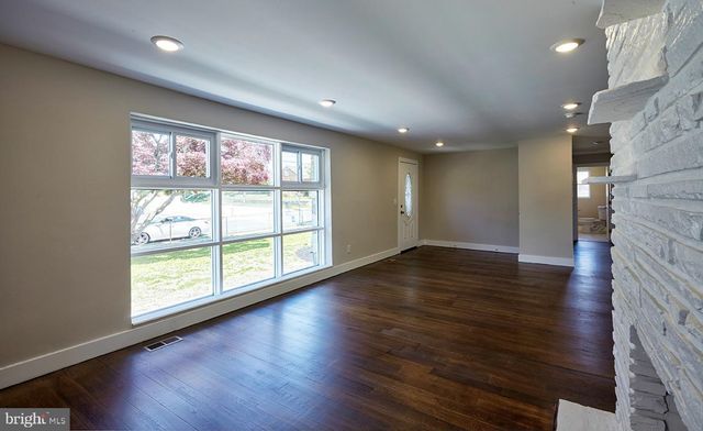 1038-1036 E MOUNT PLEASANT AVE, Philadelphia, PA 19150
