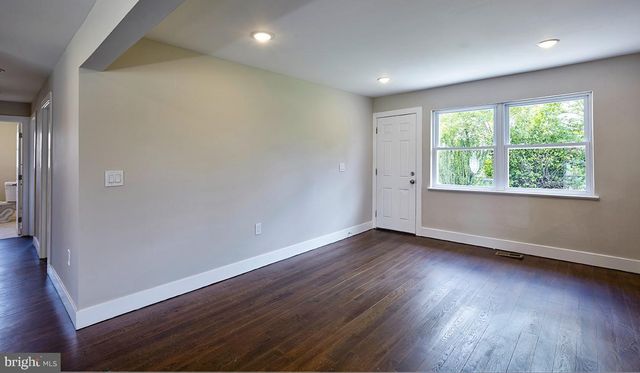 1038-1036 E MOUNT PLEASANT AVE, Philadelphia, PA 19150