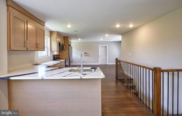 1038-1036 E MOUNT PLEASANT AVE, Philadelphia, PA 19150