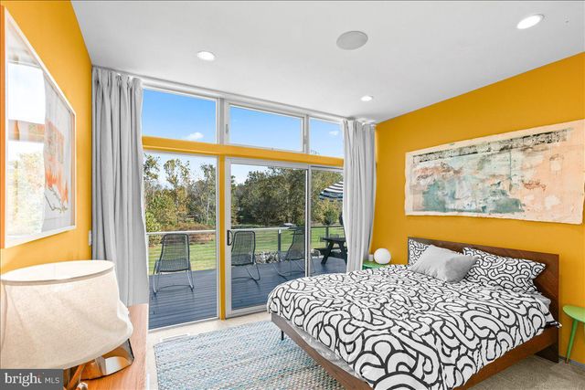 10222 VAN THOMPSON RD, Fairfax Station, VA 22039