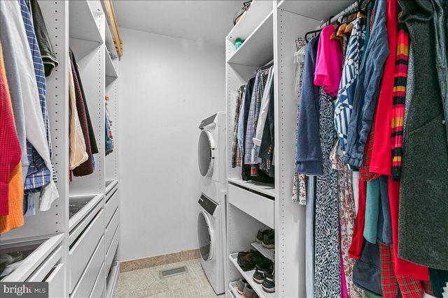 10222 VAN THOMPSON RD, Fairfax Station, VA 22039