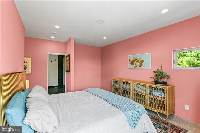 10222 VAN THOMPSON RD, Fairfax Station, VA 22039