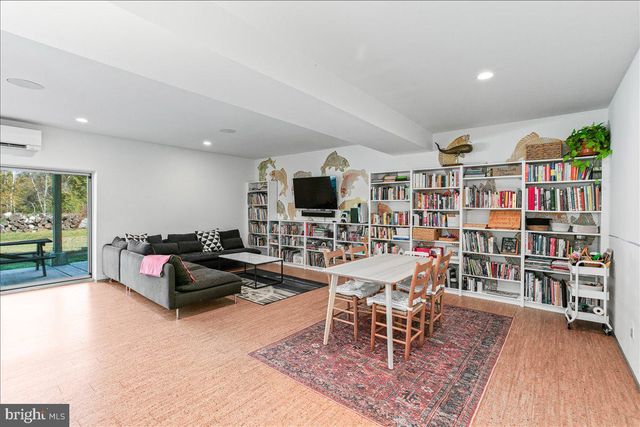 10222 VAN THOMPSON RD, Fairfax Station, VA 22039