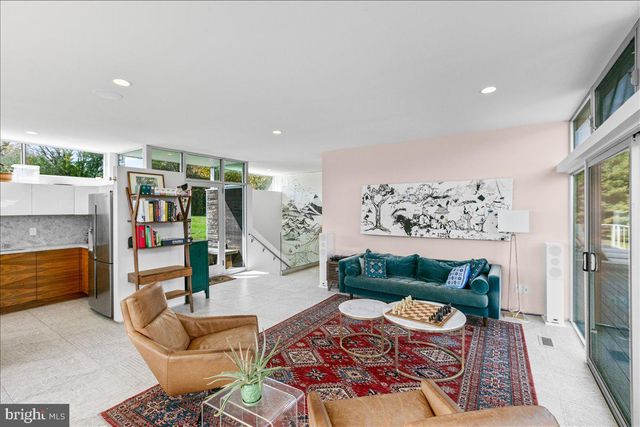 10222 VAN THOMPSON RD, Fairfax Station, VA 22039